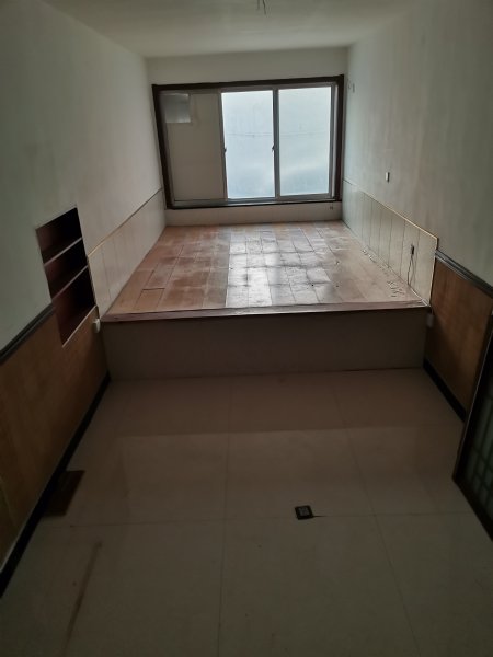 7天連鎖酒店樓下的臨街門(mén)市房出租