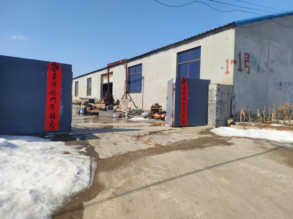 文登市郊火車站東泊子工業(yè)園廠房出租