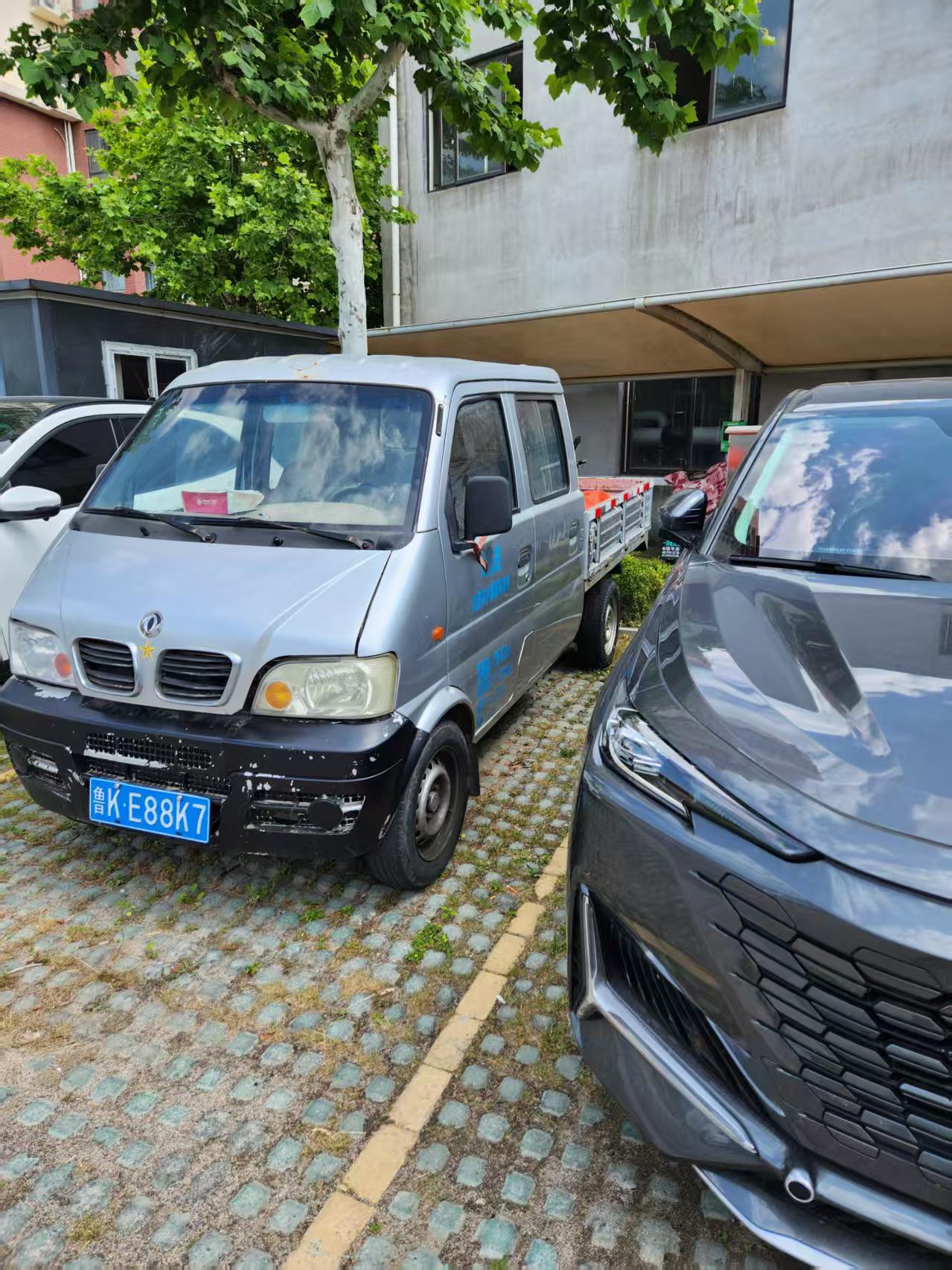 出售13年東風(fēng)小貨車