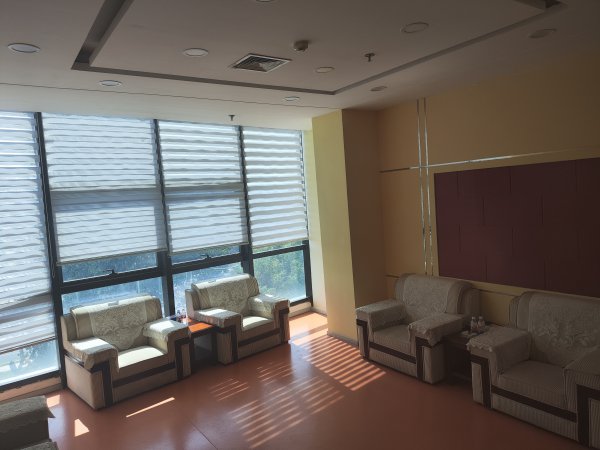 寶宇商場(chǎng)4樓辦公室出租