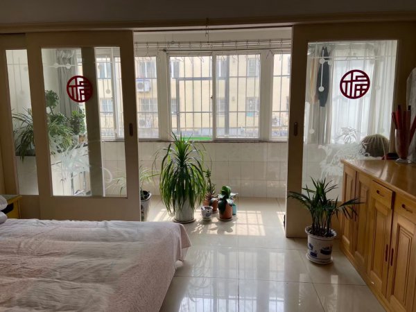 一中后峰臺(tái)一樓加車庫售
