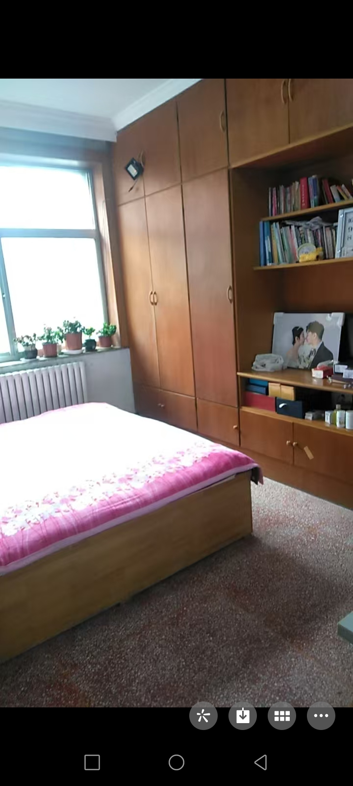 五龍西街一樓出租