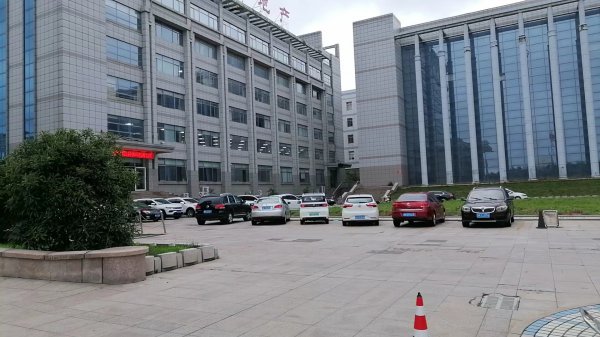 出租萬得集團(tuán)產(chǎn)業(yè)園廠房、辦公室