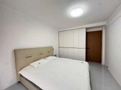 御郡家園電梯四樓97平兩室35萬