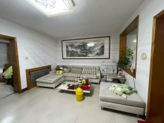 實(shí)驗(yàn)身后利民街澆筑3樓102平大兩室31.8萬(wàn)