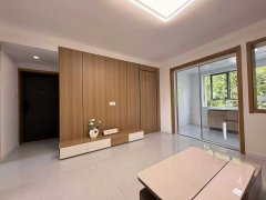 師范對面二樓三室91平35萬