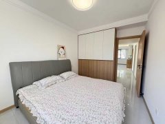 嘉和花園三樓109平三室還有個(gè)大車(chē)庫(kù)49.8萬(wàn)