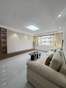 學府路3樓144.5平3室2002年澆筑49.8萬