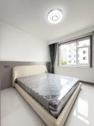 職工街二樓 91.44平兩室精裝未住30萬