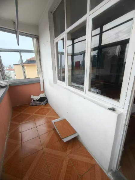 城北貼地2樓80平兩室500元