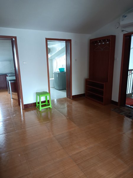 市中心石馬街北區(qū)閣樓出租 市中心石馬街北區(qū)閣樓出租