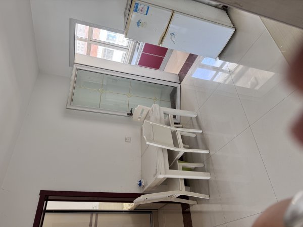 二實(shí)小對面審計(jì)局后