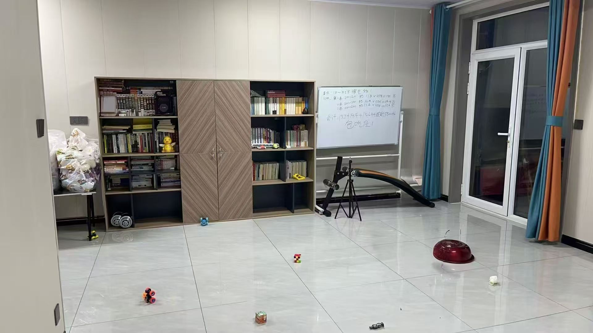 五龍西街將軍樓上下兩層117平140平3室3衛(wèi)48.8萬 五龍西街將軍樓上下兩層117平140平3室3衛(wèi)48.8萬