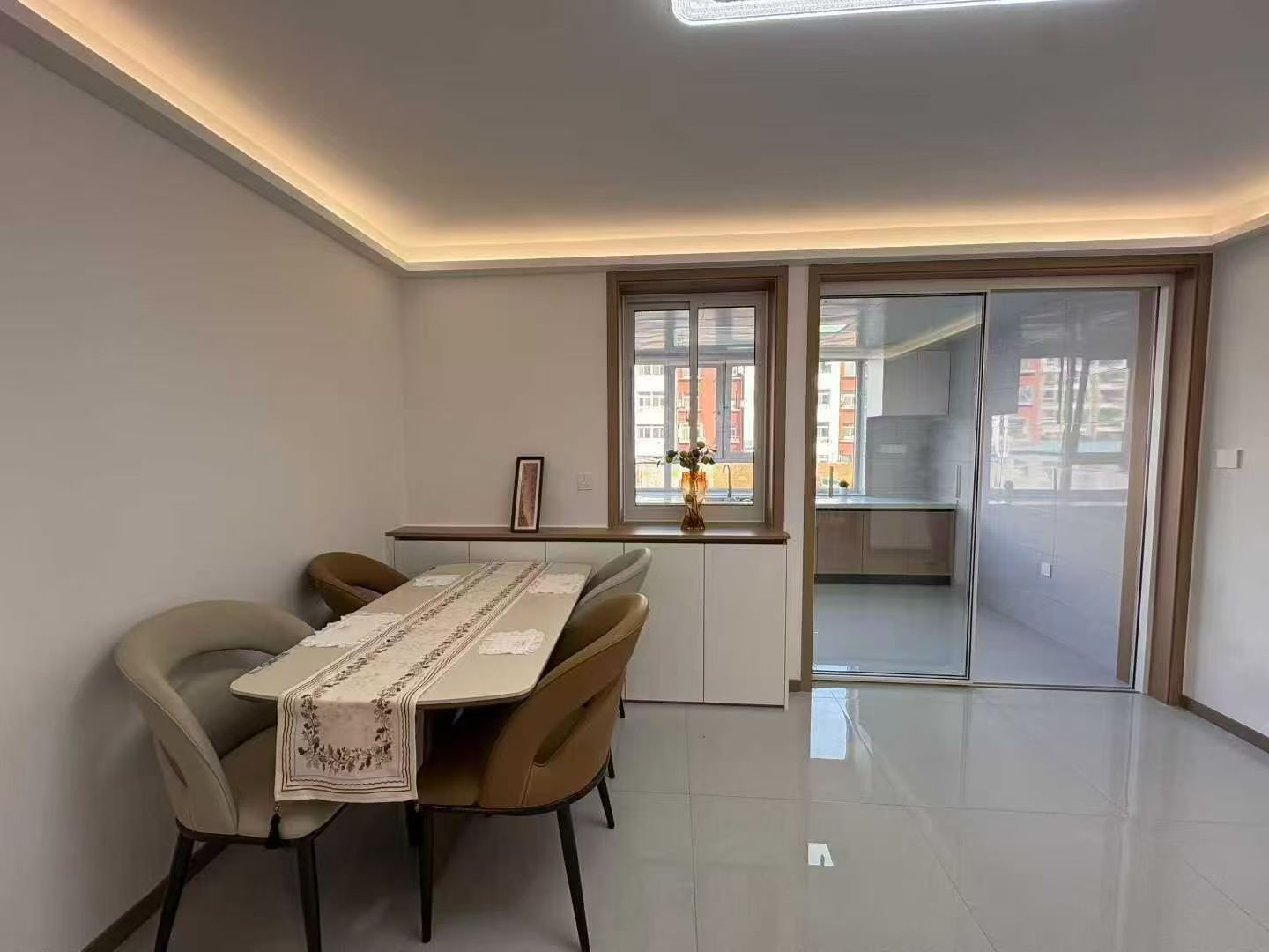 學(xué)子街一樓三室精裝修120平37萬 學(xué)子街一樓三室精裝修120平37萬