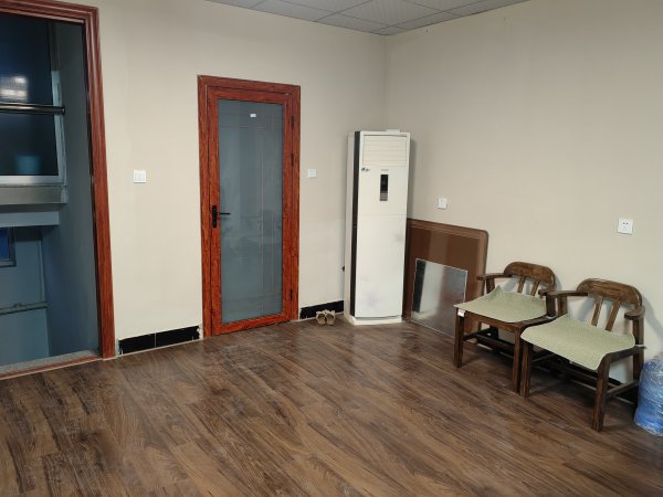 宏利物流對面兩層門市出租