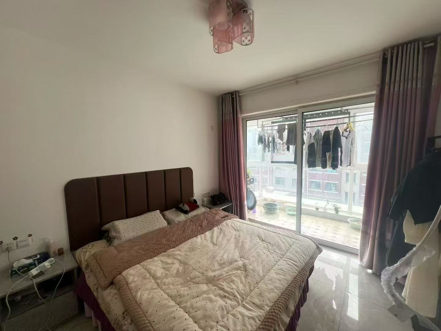 山川文苑電梯四樓92.5平兩室39.8萬 山川文苑電梯四樓92.5平兩室39.8萬