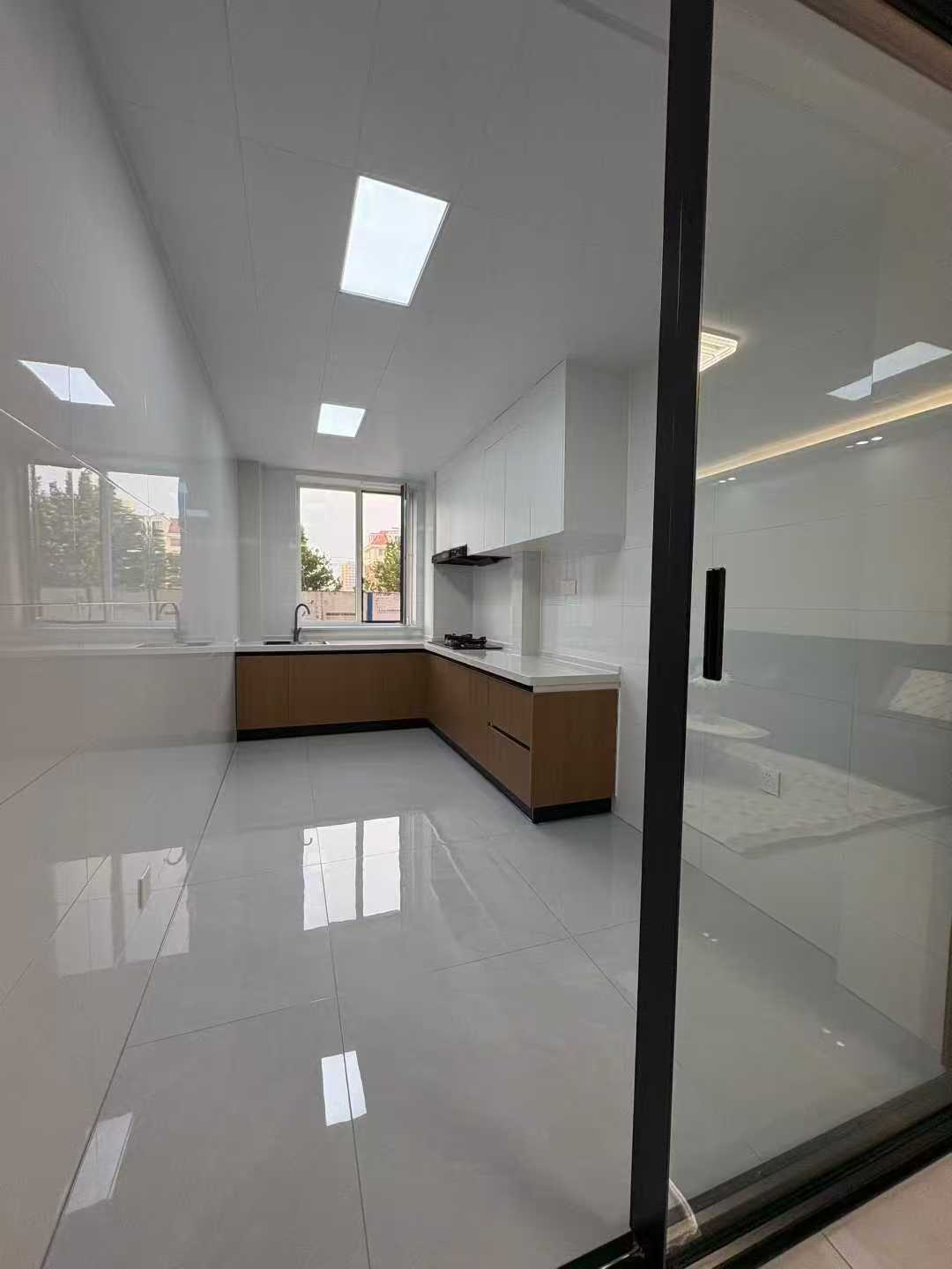 帶空中大花園的房子福泉名居128.48平三室63.8萬 帶空中大花園的房子福泉名居128.48平三室63.8萬