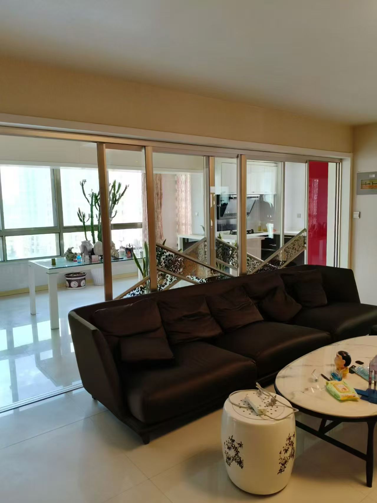 御林華府 155. 27平精裝修三室兩衛(wèi)69.8萬 御林華府 155. 27平精裝修三室兩衛(wèi)69.8萬