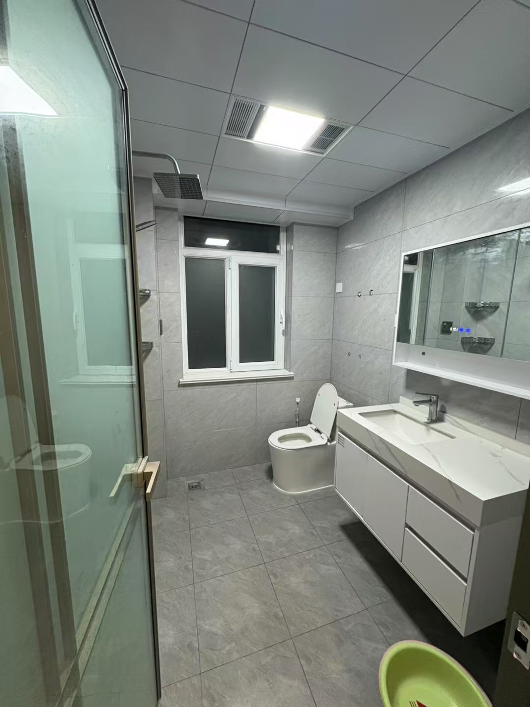 德宏世紀(jì)華府電梯12樓121.02平+34.86車位49.8 德宏世紀(jì)華府電梯12樓121.02平+34.86車位49.8