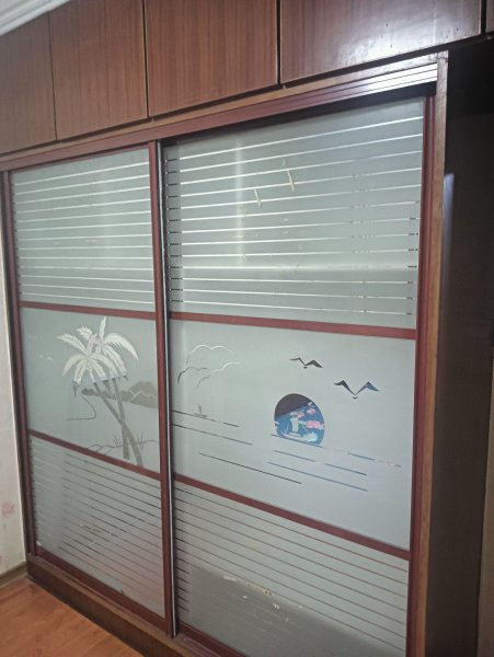 急售實(shí)驗(yàn)中學(xué)**房