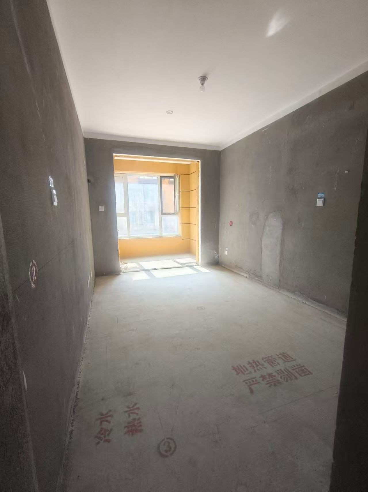 山能伴山林語小高層電梯好樓層97.58平兩室?guī)к囄?9.8萬 山能伴山林語小高層電梯好樓層97.58平兩室?guī)к囄?9.8萬