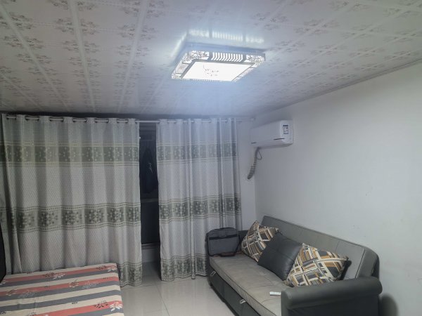 新羅小鎮(zhèn)66號公寓，招合租