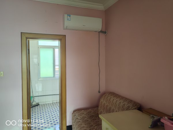 文登營保得路8—4號(hào)有樓出租