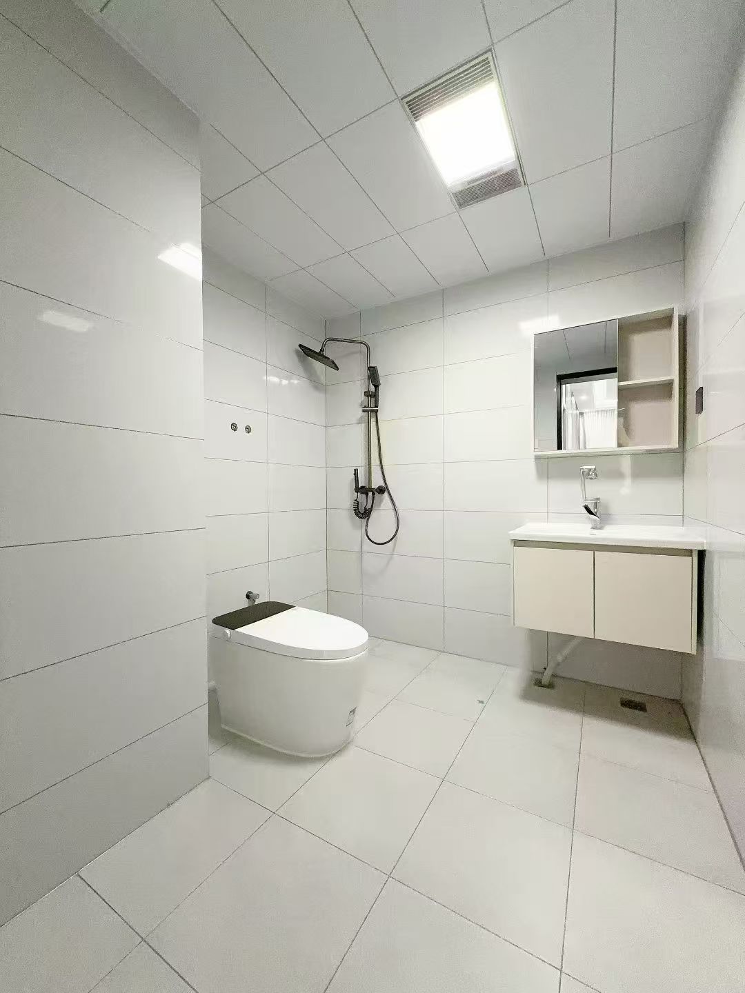 水利局家屬樓精裝四室二樓 157.62平45.8萬(wàn) 水利局家屬樓精裝四室二樓 157.62平45.8萬(wàn)