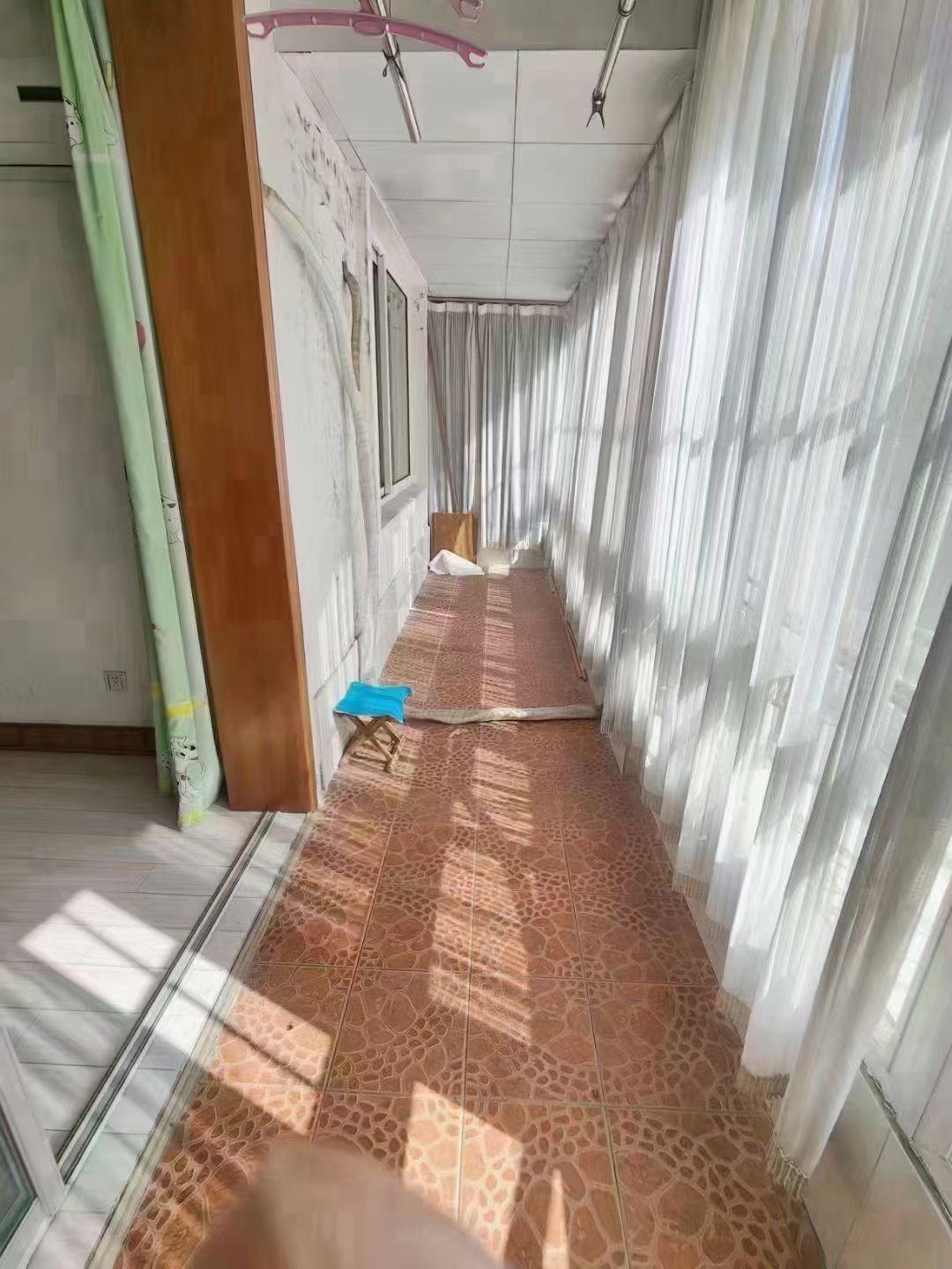 @出租:800/月，陽光3期二中書包