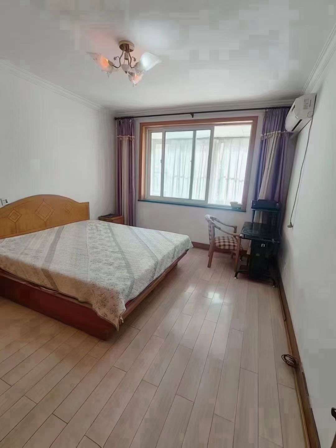 @出租:800/月，陽光3期二中書包