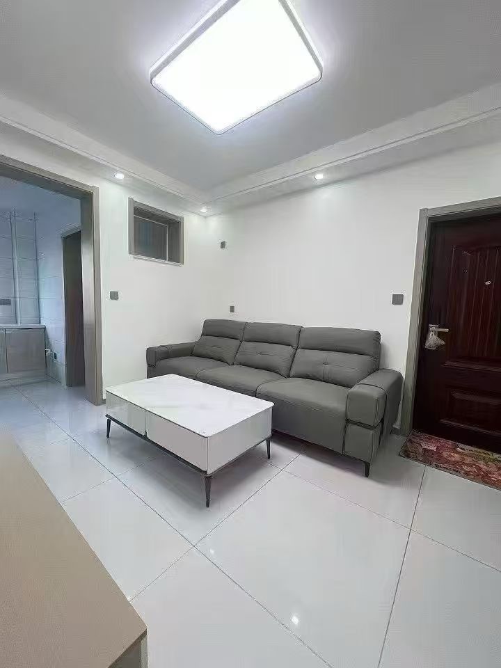 初家園街貼地2樓82.95平精裝三室29.8萬(wàn) 初家園街貼地2樓82.95平精裝三室29.8萬(wàn)