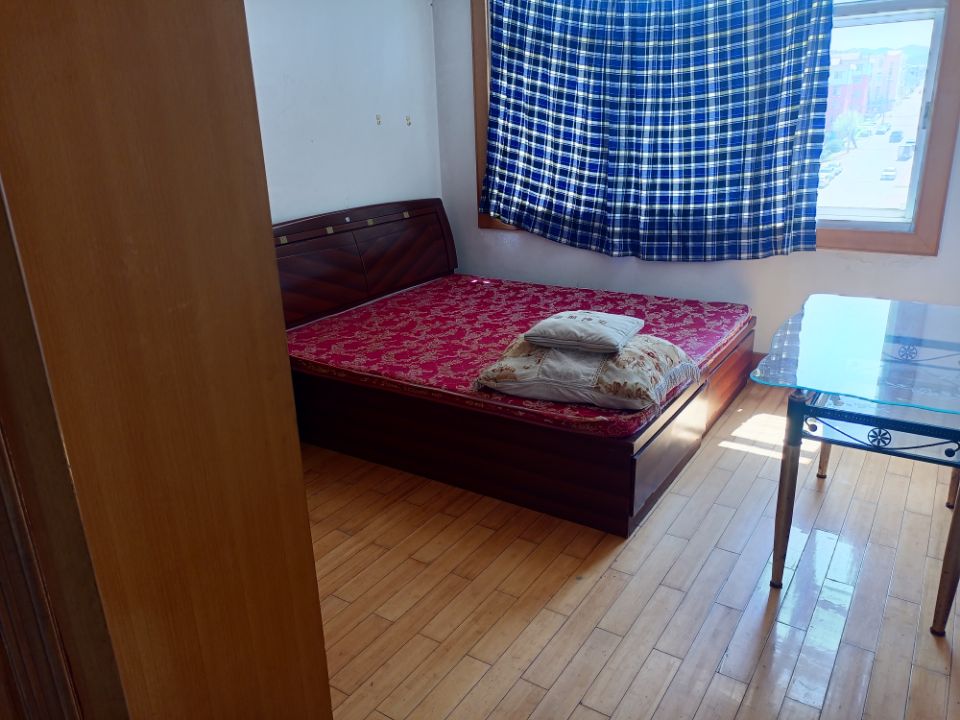 二實小對面家家悅樓上 吉房出租 二實小對面家家悅樓上 吉房出租