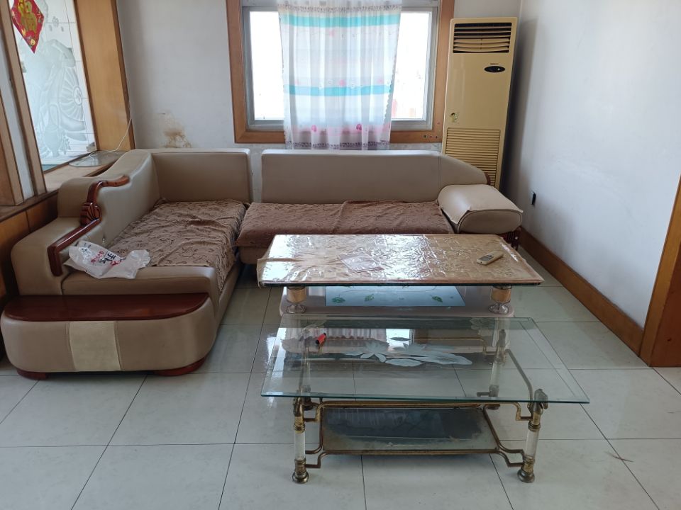 二實小對面家家悅樓上 吉房出租 二實小對面家家悅樓上 吉房出租