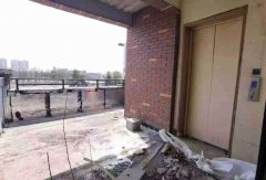 49.8萬電梯洋房水榭花都3樓129平三室兩衛(wèi)49.8萬