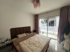 山川文苑電梯四樓92.5平兩室39.8萬