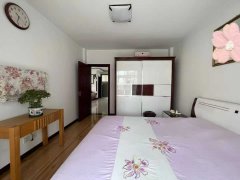 文山清華園小區(qū)三樓110平39.8萬