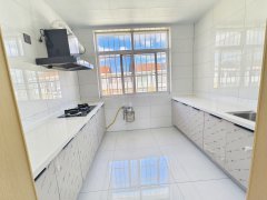 @15.8萬，桃園小區(qū)，127平