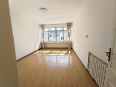 @15.8萬，桃園小區(qū)，127平