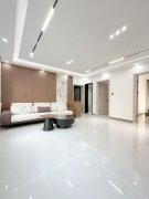 水利局家屬樓精裝四室二樓 157.62平45.8萬(wàn)