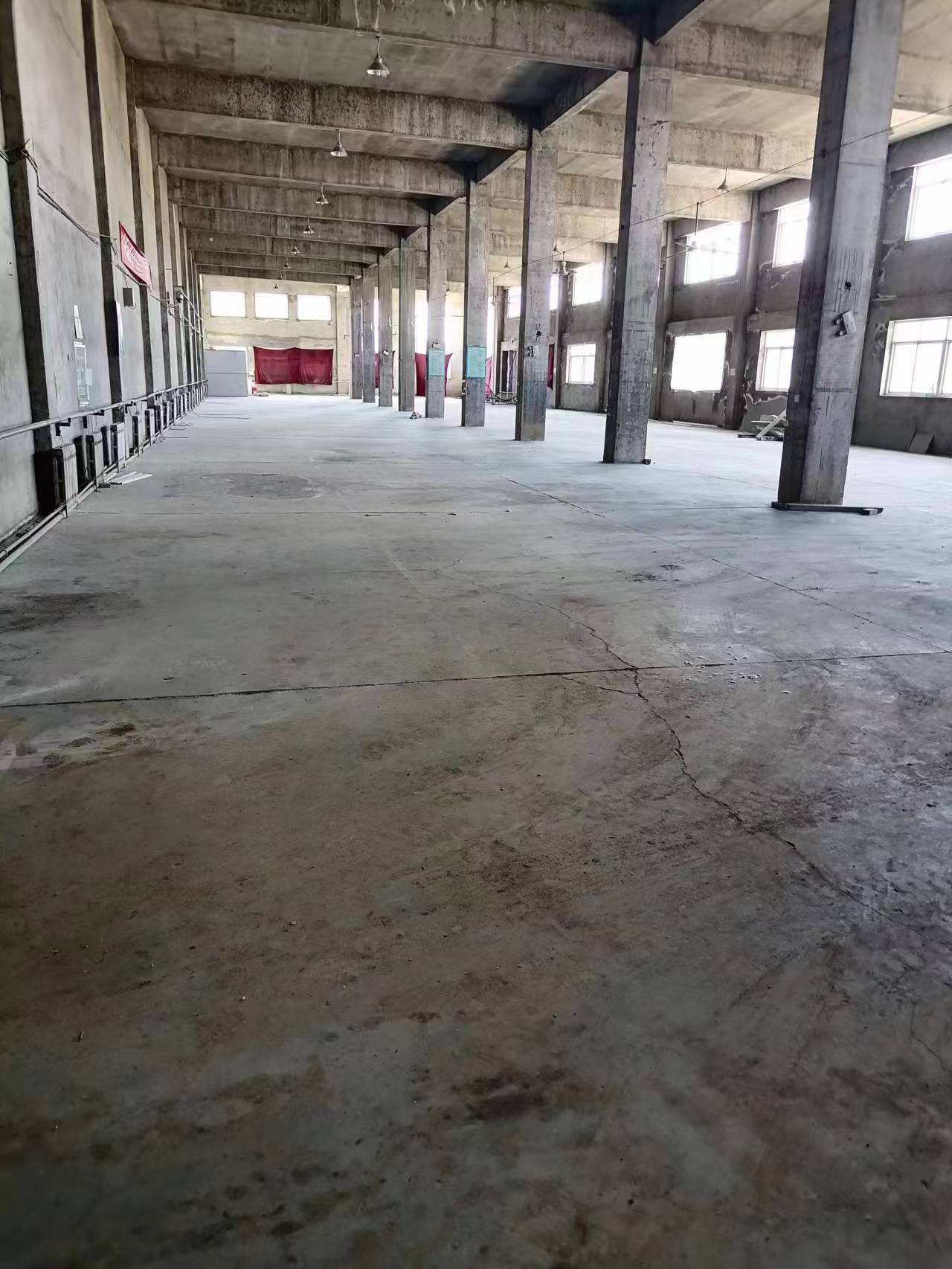 出租萬得產(chǎn)業(yè)園廠房及辦公室 出租萬得產(chǎn)業(yè)園廠房及辦公室