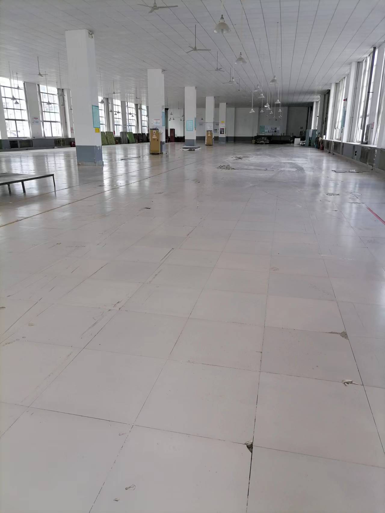 出租萬得產(chǎn)業(yè)園廠房及辦公室 出租萬得產(chǎn)業(yè)園廠房及辦公室