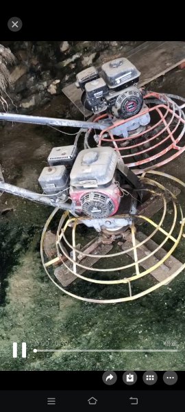 割縫機(jī)，磨光機(jī)48成新。震動(dòng)棒8成新，6米的