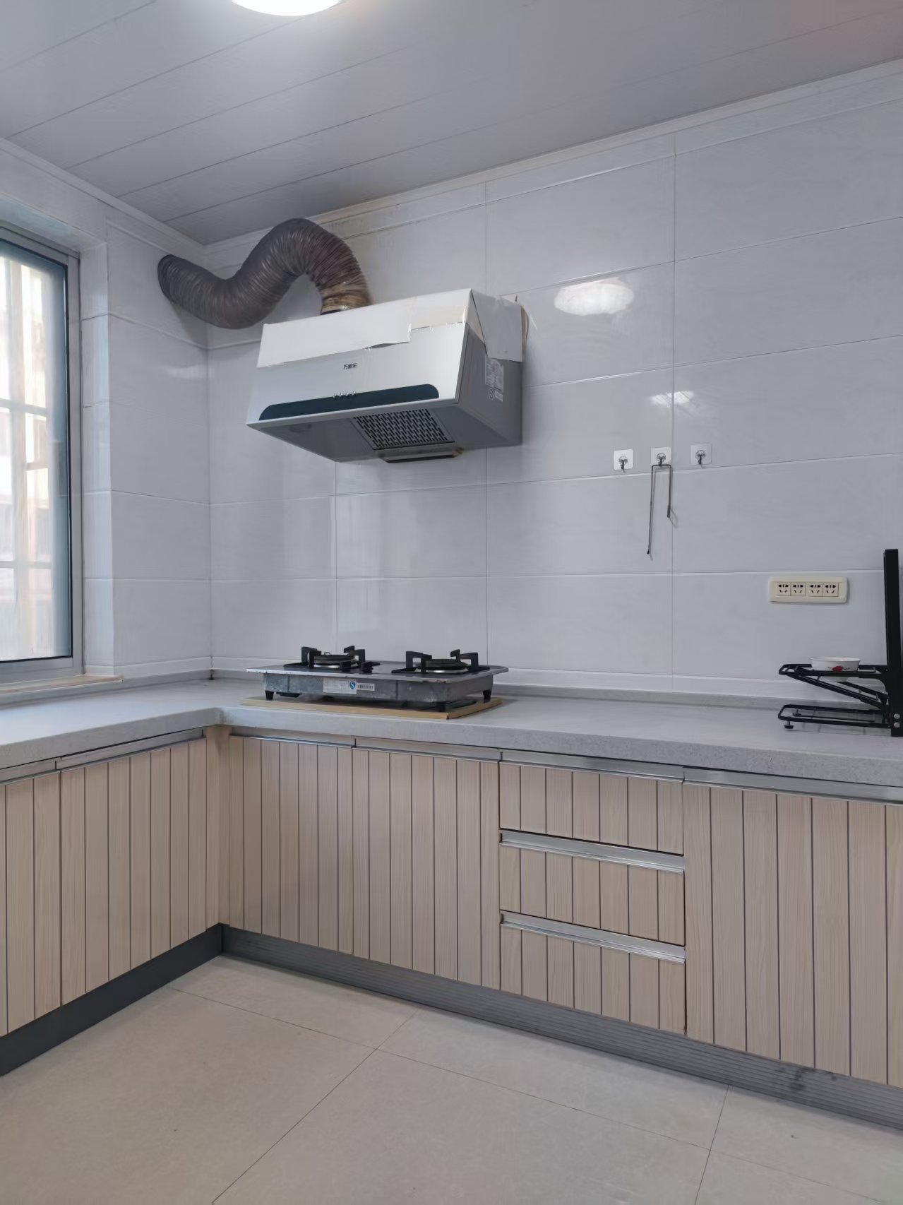 【出租】石馬街一樓95平2室精裝地暖月租/1000