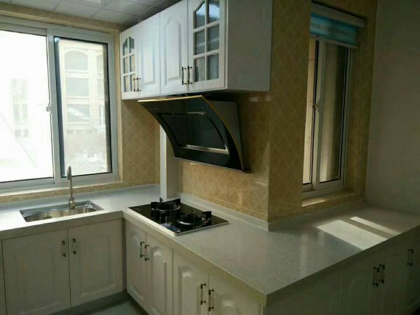 文登汽車站南小戶型房屋招租