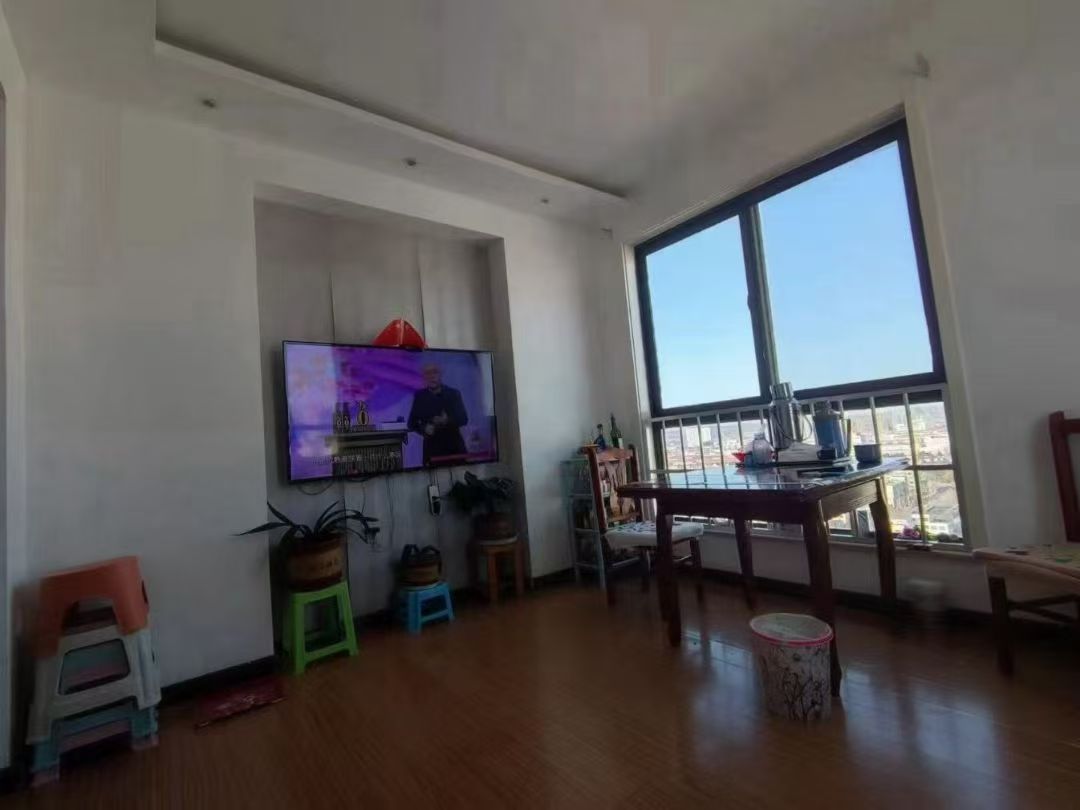 御景花園22樓56平民水民電月租1000元