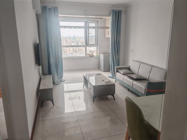 文山書香園70平房屋出租，帶草房