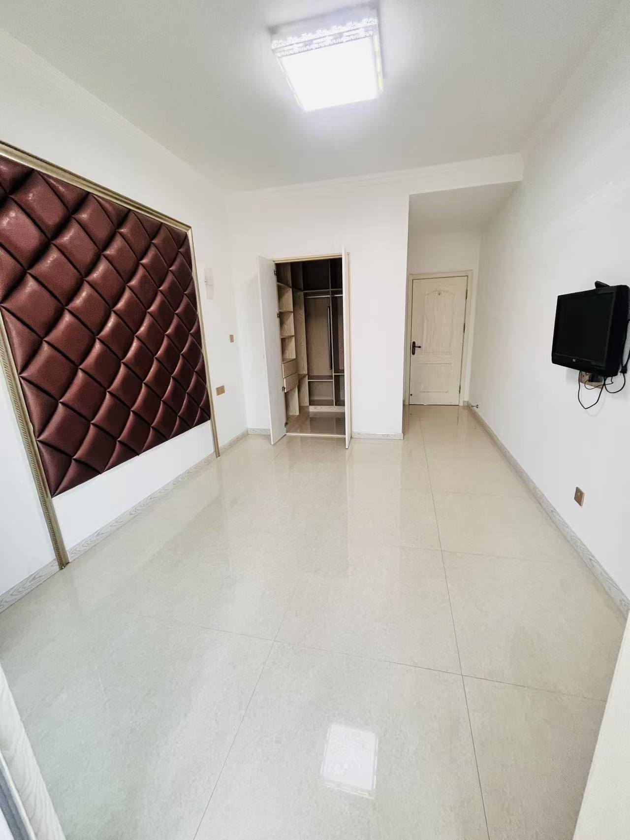 二中**房，文山書香苑三室兩廳兩衛(wèi)精裝房121.5平出售