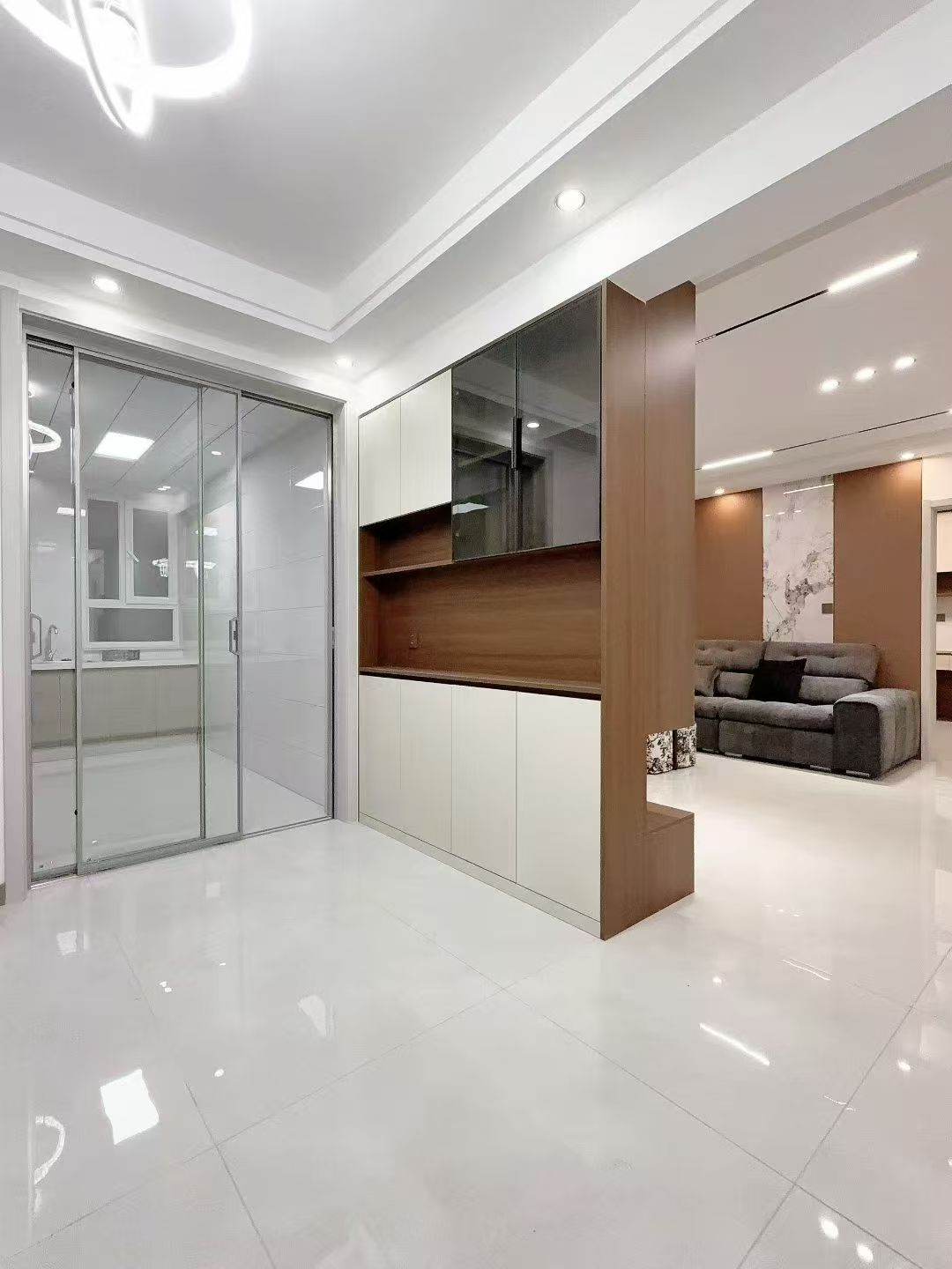 上海豪庭東邊戶 123.65平 三室兩衛(wèi)精裝未住 僅售59. 上海豪庭東邊戶 123.65平 三室兩衛(wèi)精裝未住 僅售59.