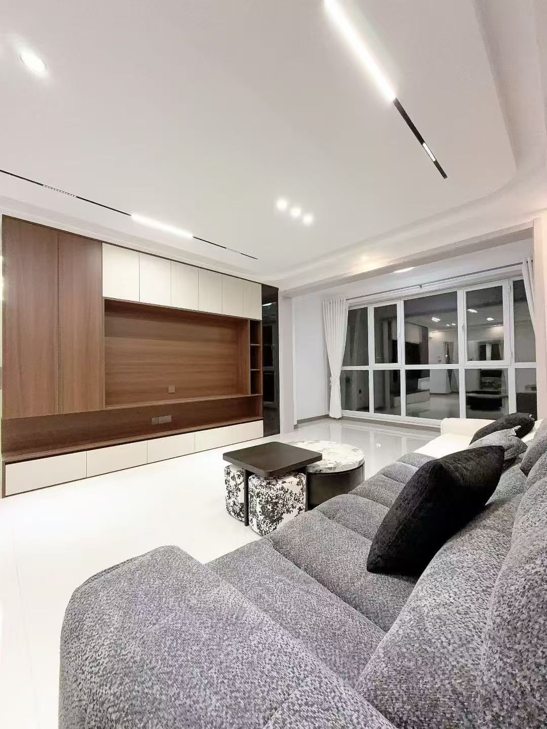 上海豪庭東邊戶 123.65平 三室兩衛(wèi)精裝未住 僅售59. 上海豪庭東邊戶 123.65平 三室兩衛(wèi)精裝未住 僅售59.