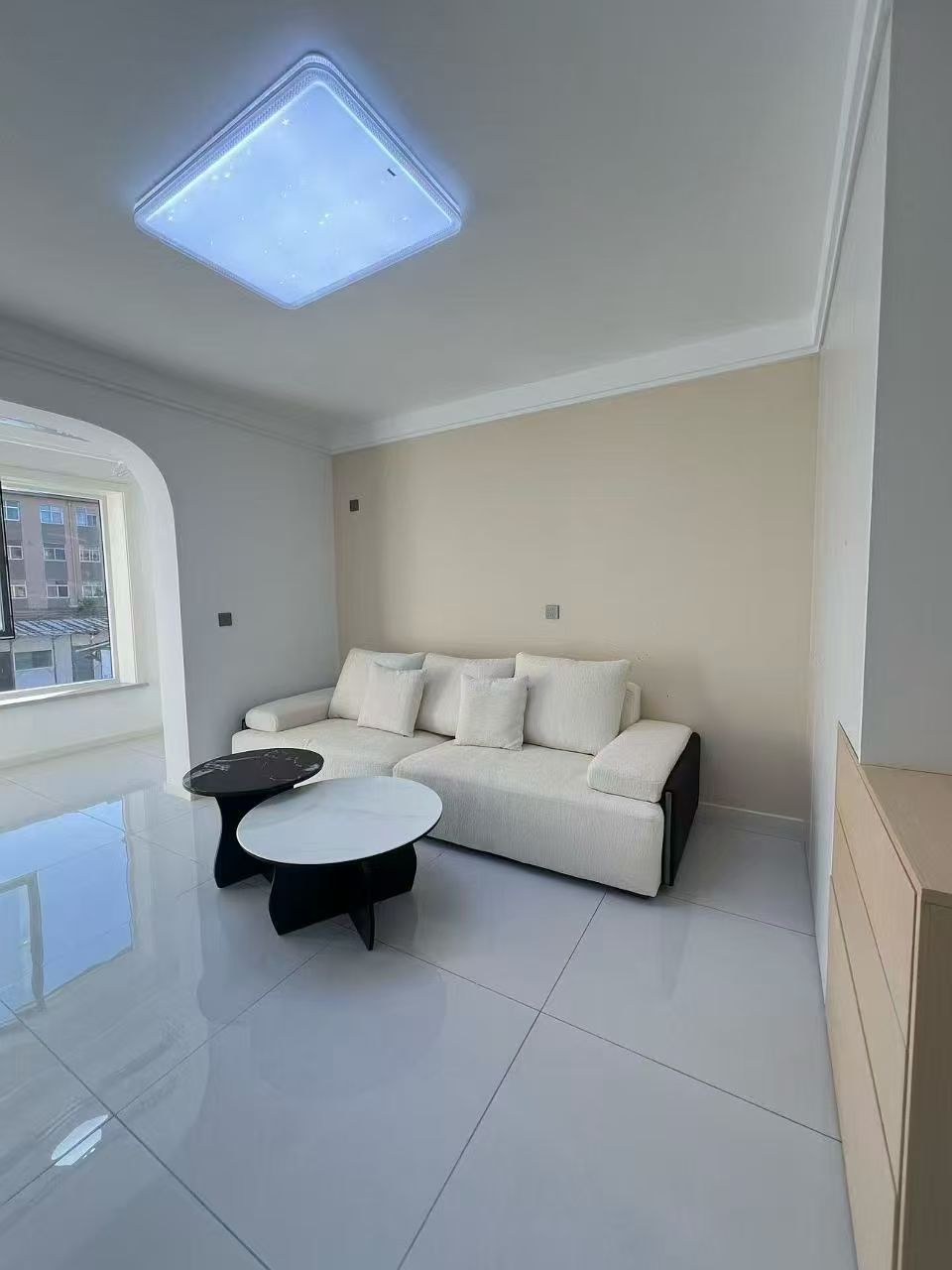 爬山街早市西頭住人1樓82.43平兩室精裝修拎包入住28.8 爬山街早市西頭住人1樓82.43平兩室精裝修拎包入住28.8